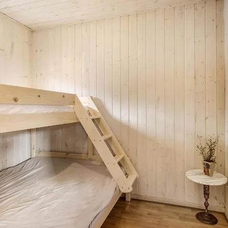 3 Bedroom Stunning In * Rødby