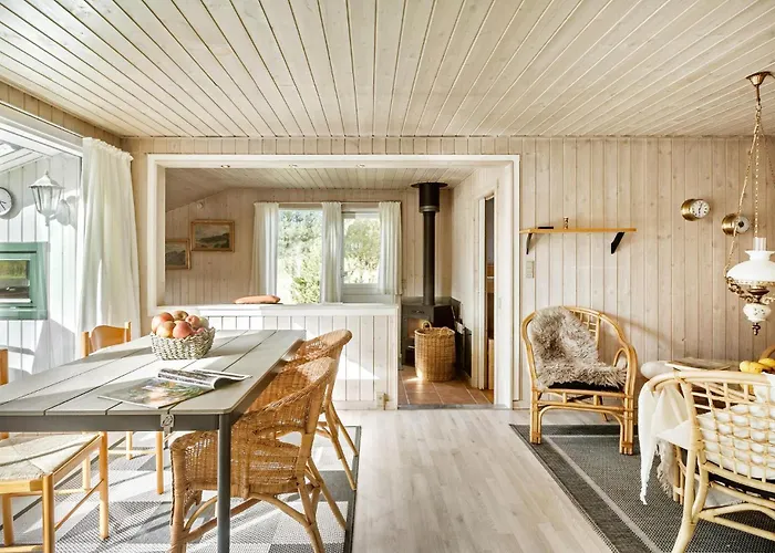 3 Bedroom Stunning In *