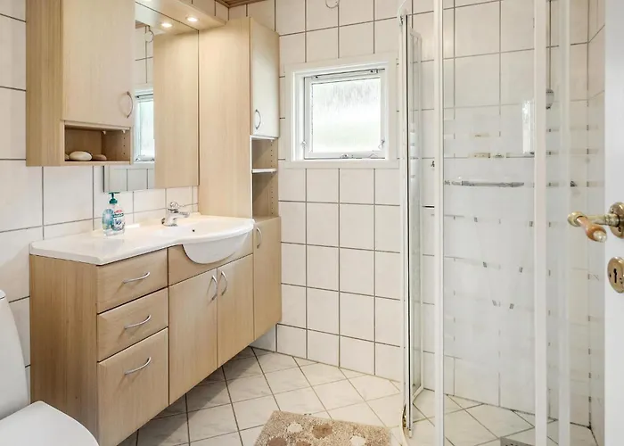 Vakantiehuis 3 Bedroom Stunning In Rødby